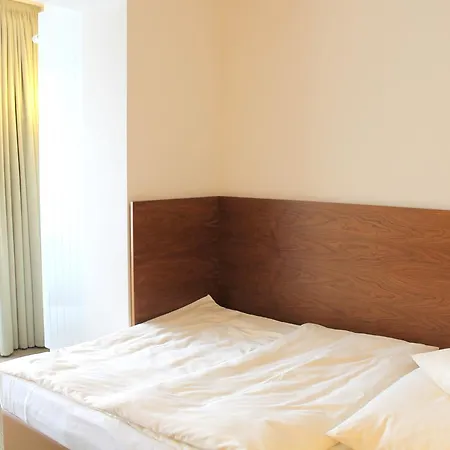 호텔 Venusberghotel 4*